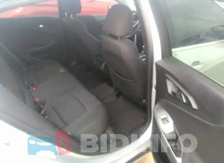 1G1ZD5ST0LF004334 Photo# 8