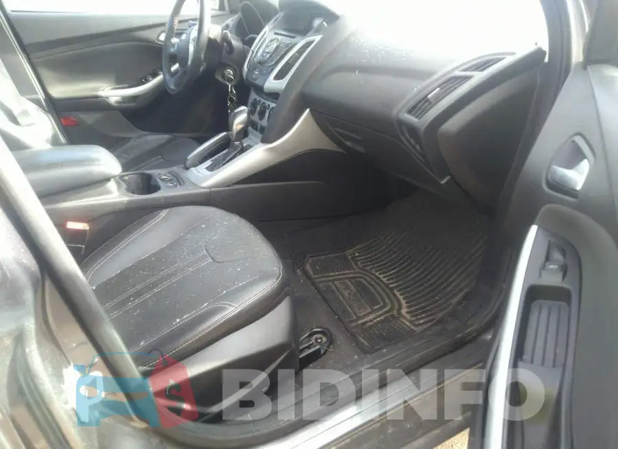 1FADP3F25EL107645 Photo# 5