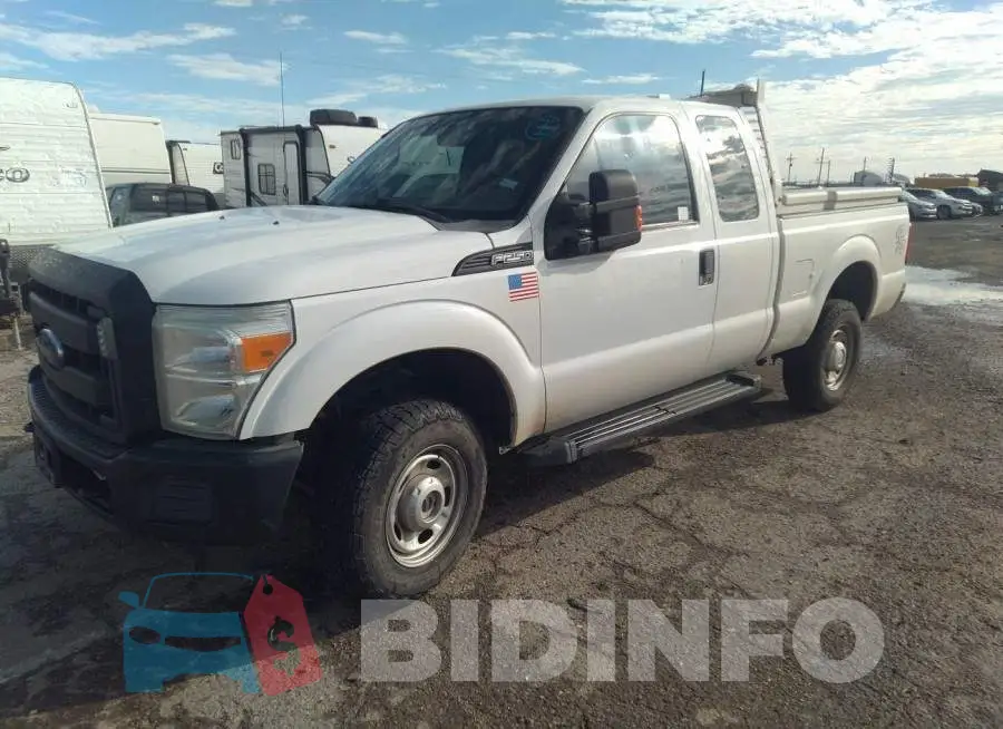 1FT7X2B62FEC47359 Photo# 2