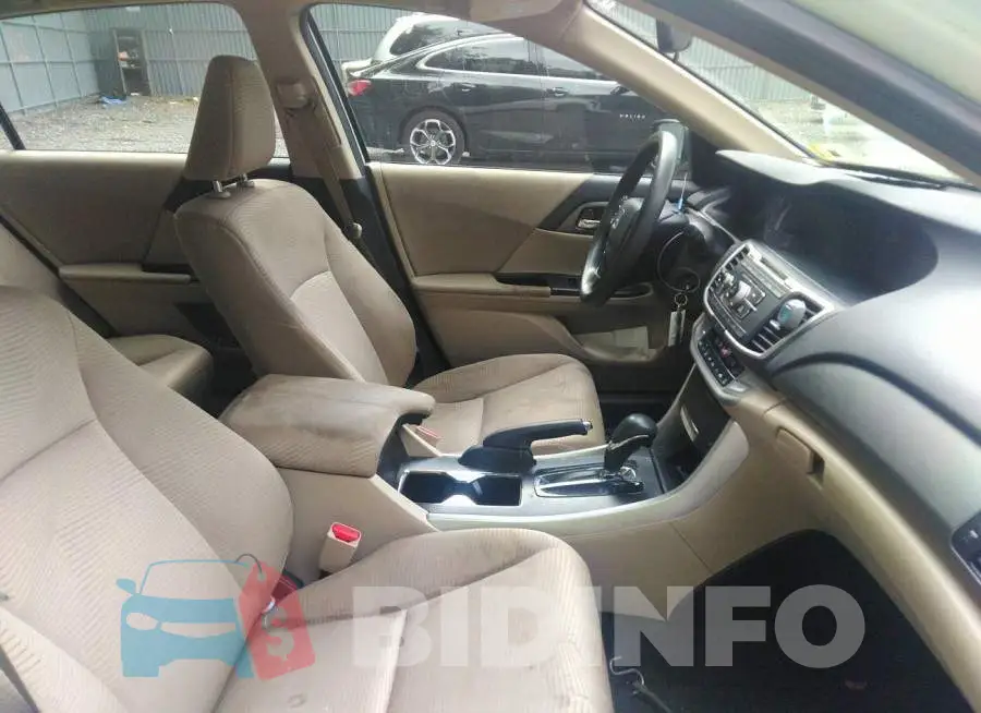 1HGCR2F30EA112882 Photo# 5