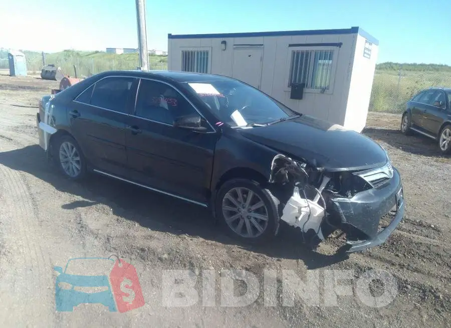 4T4BF1FK2DR318238 Photo# 1