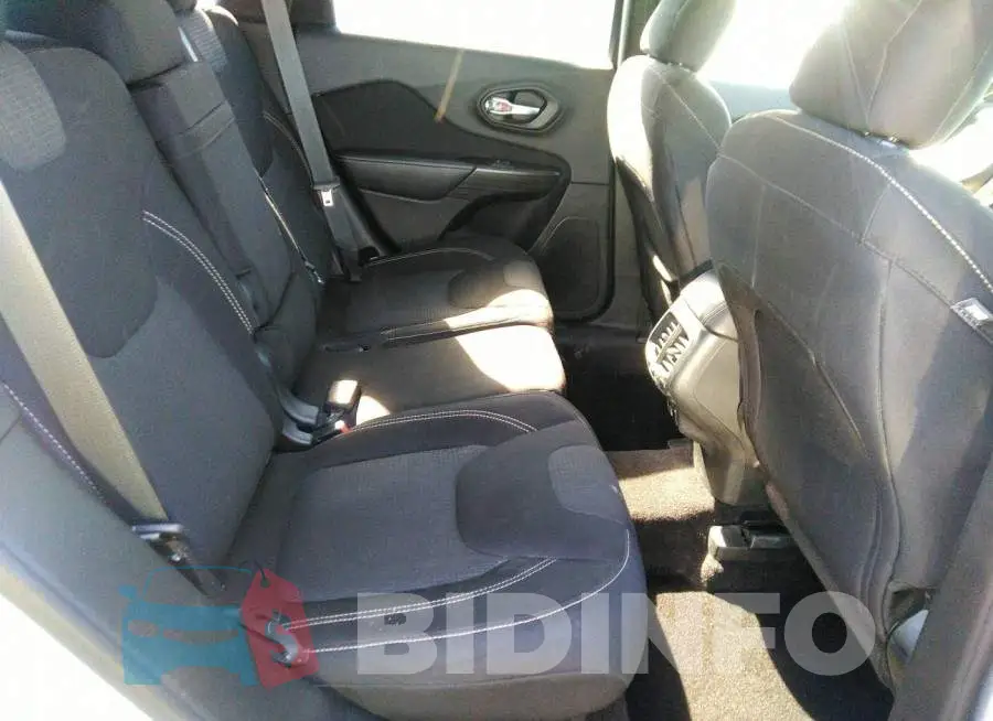 1C4PJLCS9FW580056 Photo# 8