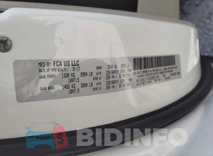 2C4RC1FG7JR122919 Photo# 9