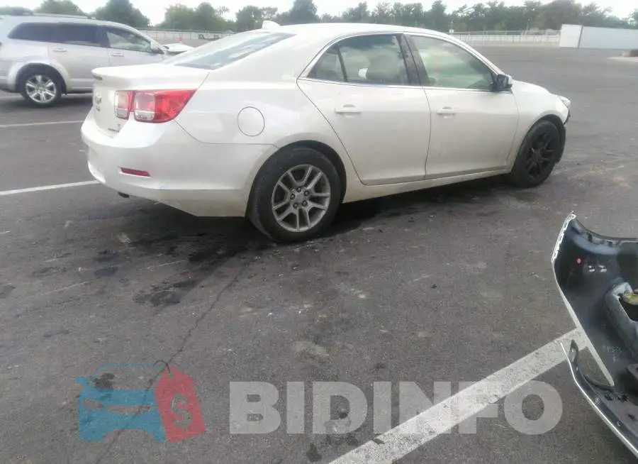1G11F5RR4DF117741 Photo# 4
