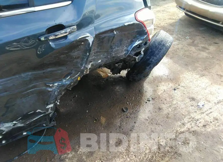 KL7CJLSB1HB097183 Photo# 6