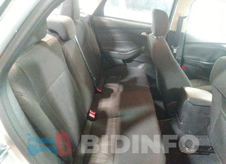 1FADP3F28FL227585 Photo# 8