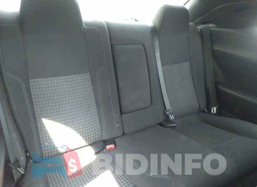 2C3CDZAG4KH560544 Photo# 8
