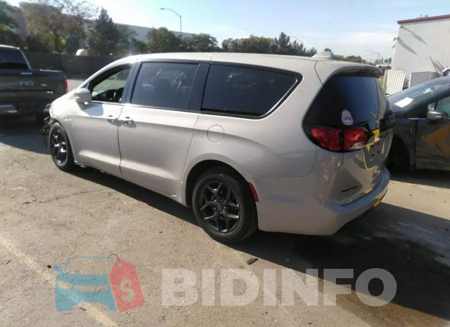 2C4RC1FG9LR126604 Photo# 3
