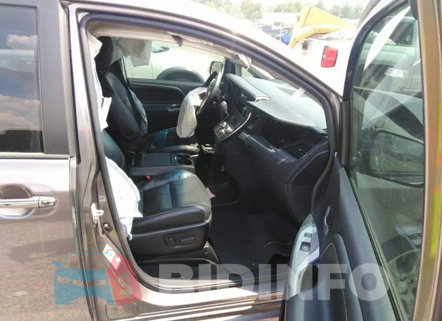 5TDXZ3DC6HS849875 Photo# 5