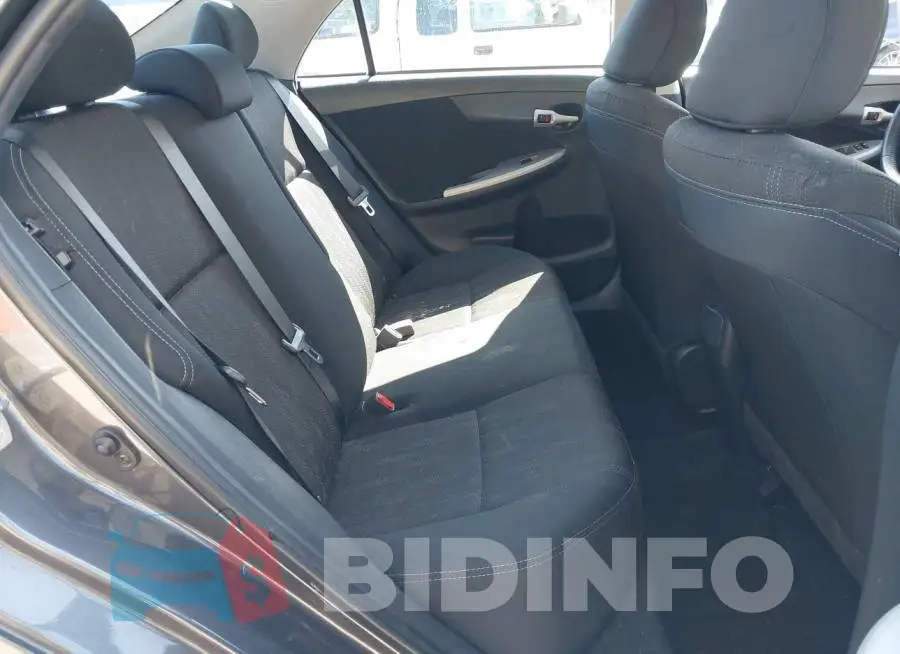 5YFBU4EE4DP107847 Photo# 8