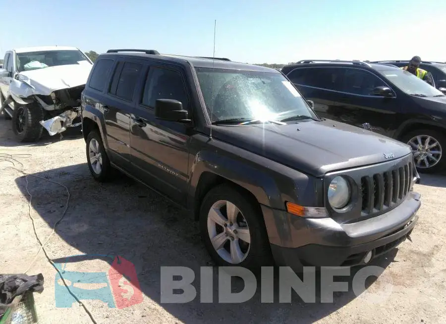 1C4NJPFB9GD726964 Photo# 1