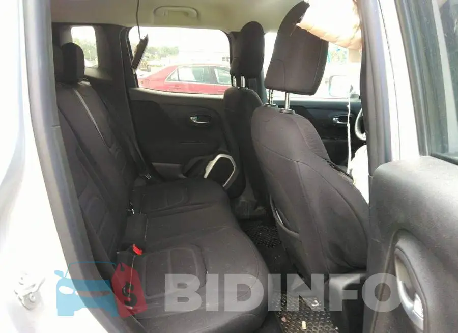 ZACCJBBB8JPH59611 Photo# 8