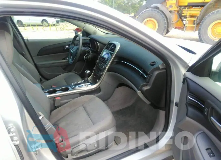 1G11B5SA1DF140846 Photo# 5