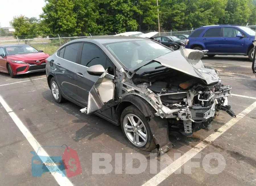 1G1BE5SM3J7242838 Photo# 1