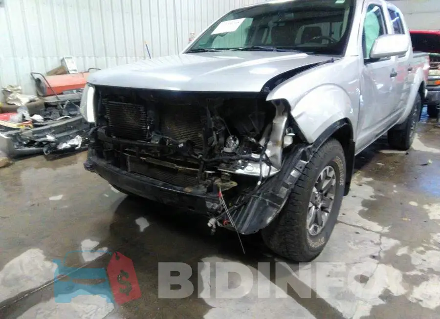 1N6AD0EV6JN739775 Photo# 6