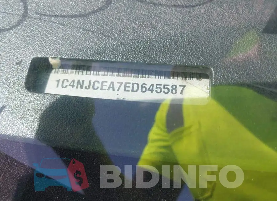 1C4NJCEA7ED645587 Photo# 9