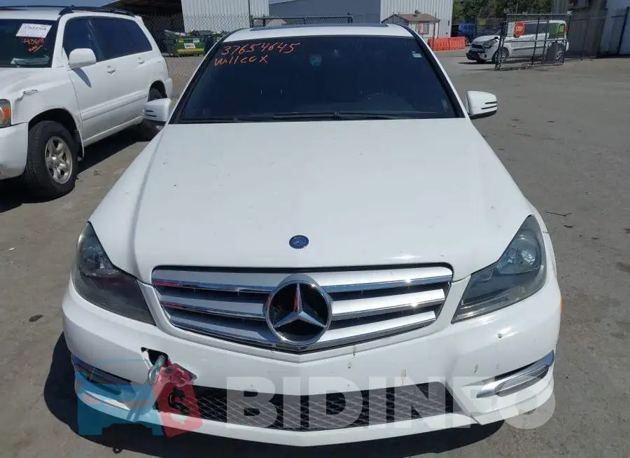 WDDGF4HB7DR243323 Photo# 6