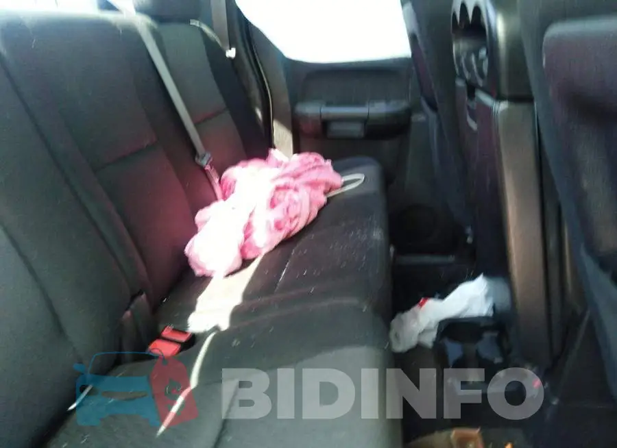 1GCRCSE03DZ350548 Photo# 8