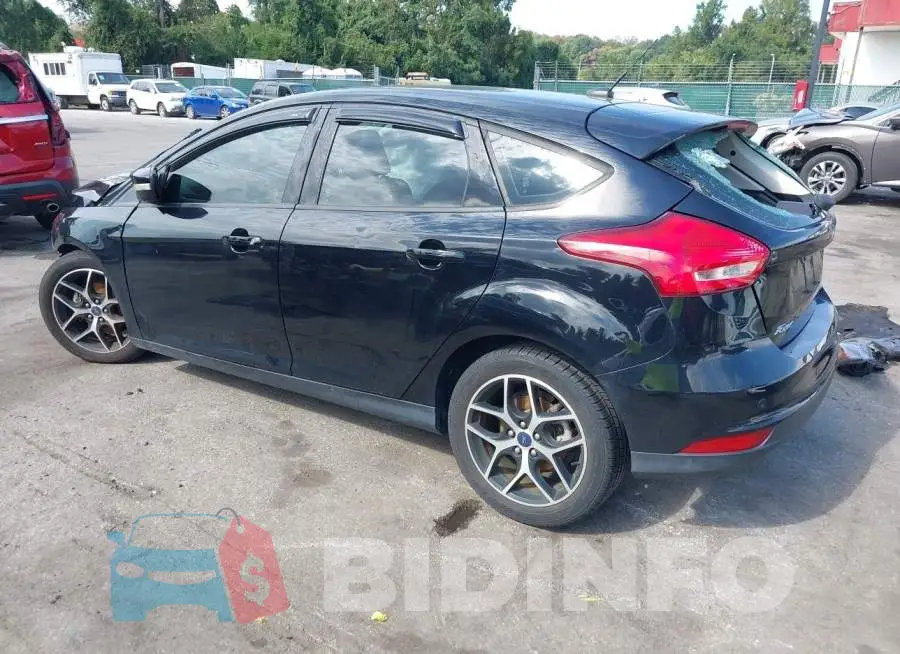 1FADP3M28JL215741 Photo# 3