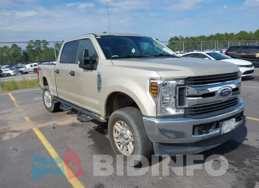 1FT7W2B66JEB30833 Photo# 1