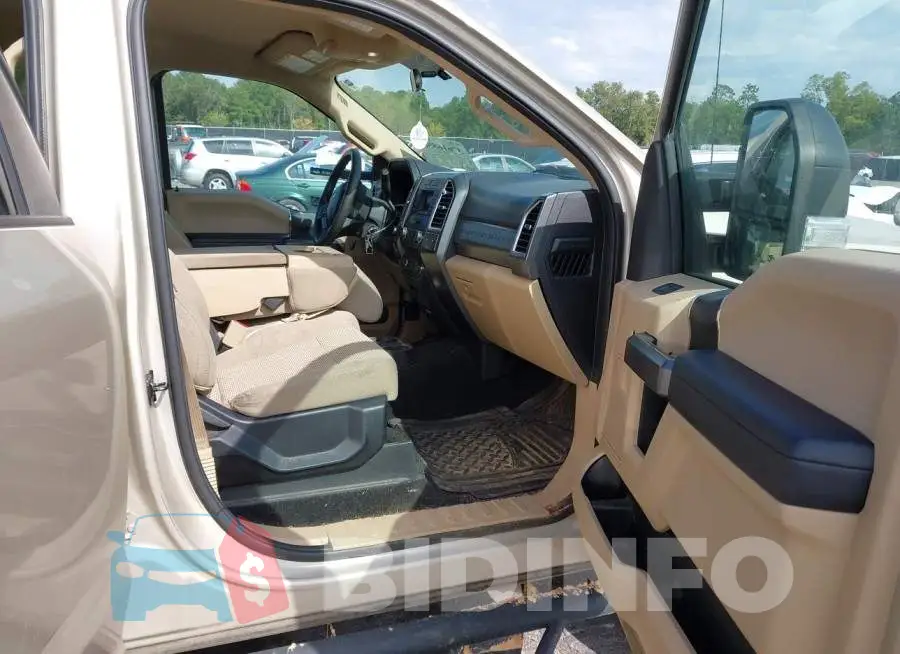 1FT7W2B66JEB30833 Photo# 5