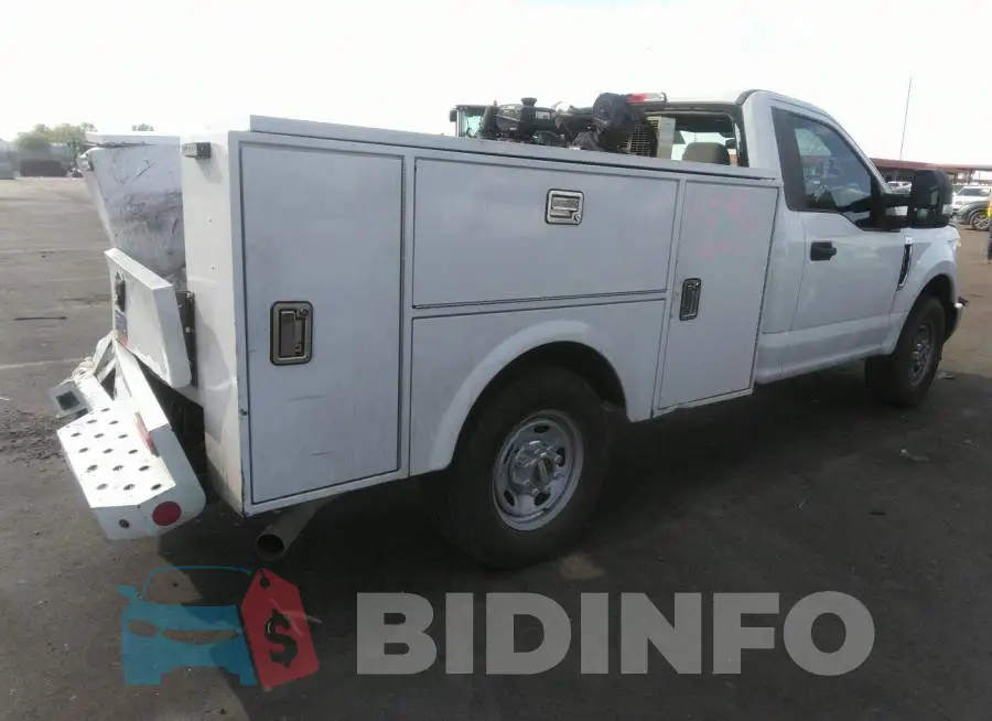 1FTBF2A68HEF26770 Photo# 4