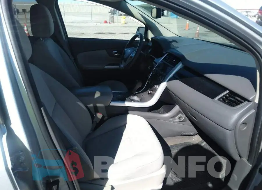 2FMDK3GC2DBA74615 Photo# 5