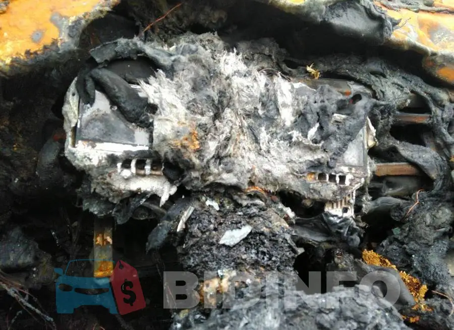 3FA6P0HD3ER351043 Photo# 7