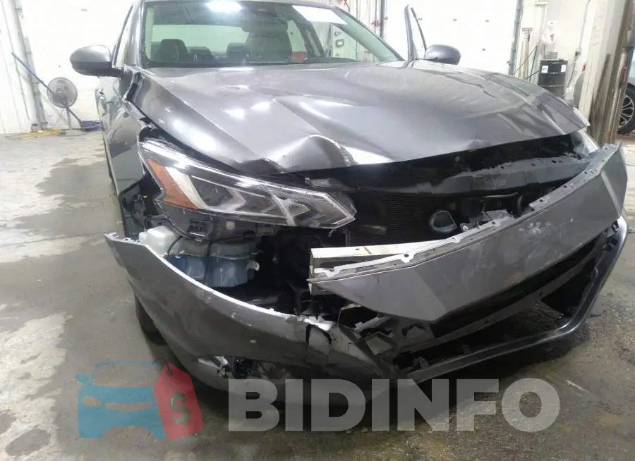 1N4BL4EV3LC158935 Photo# 6