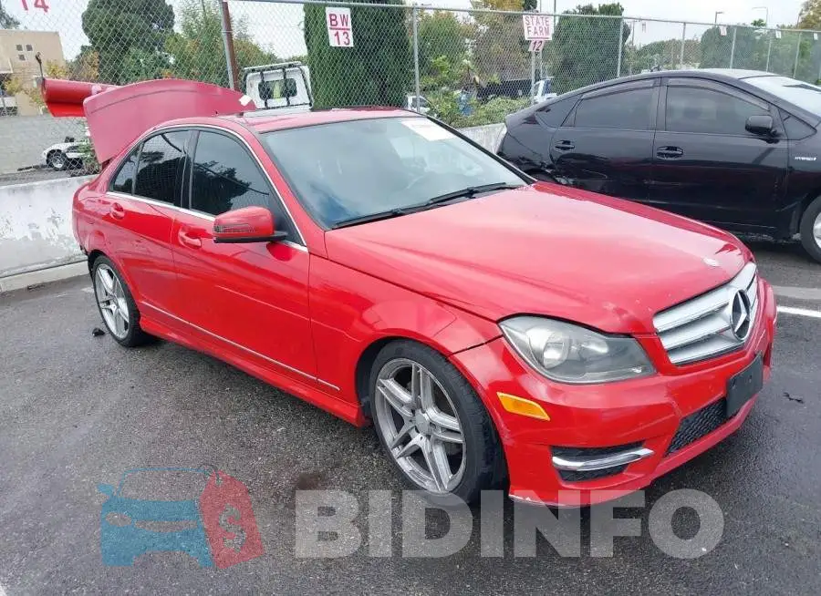 WDDGF4HB7DR258792 Photo# 1