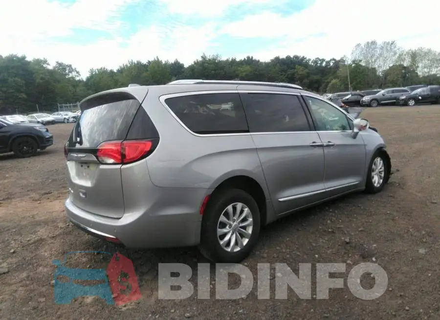 2C4RC1BG7KR507114 Photo# 4