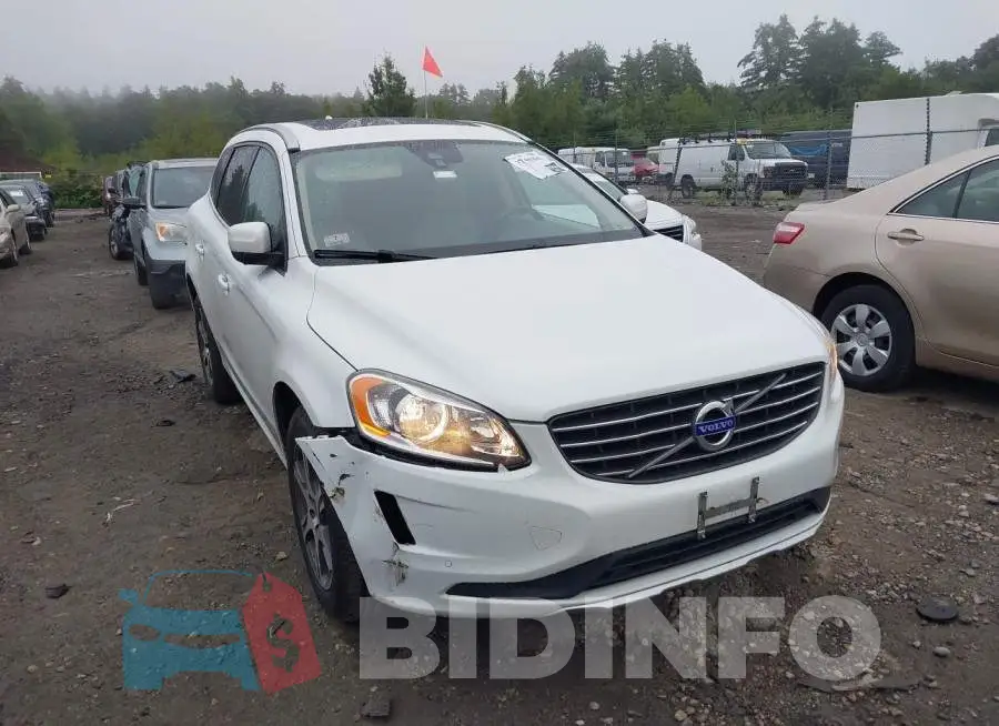YV4902RC2F2625994 Photo# 1