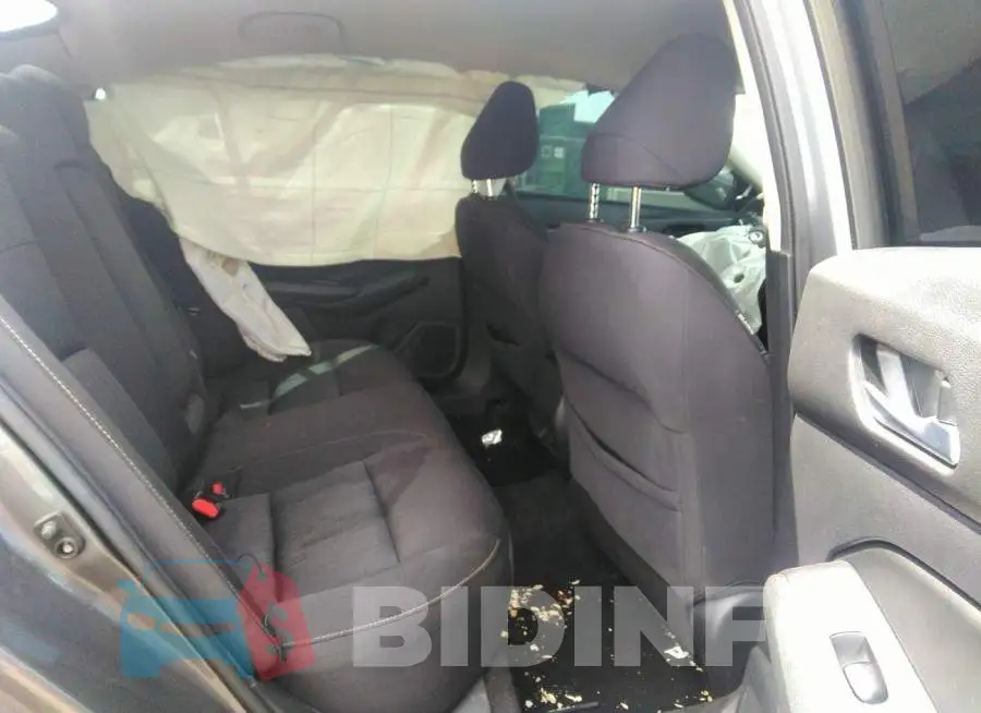 1N4BL4BV1KC215992 Photo# 8