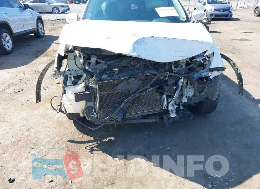 KNMAT2MT6FP571469 Photo# 6