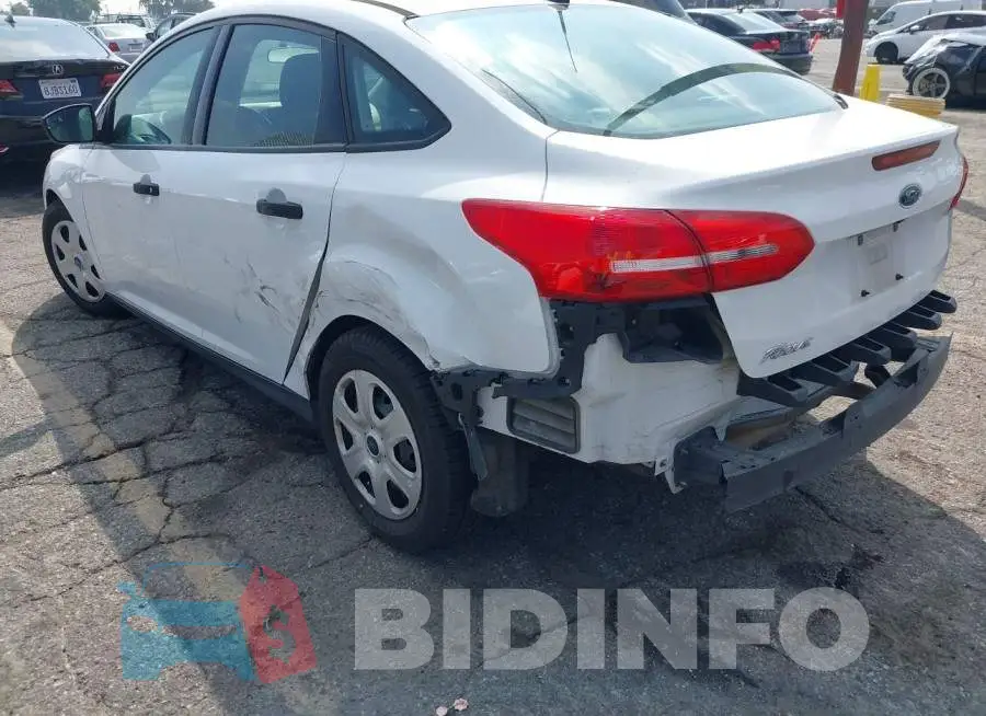 1FADP3E23GL270900 Photo# 6