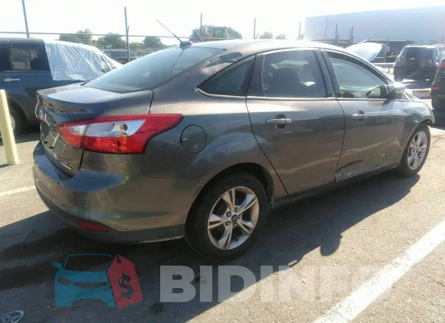 1FADP3F2XDL301893 Photo# 4