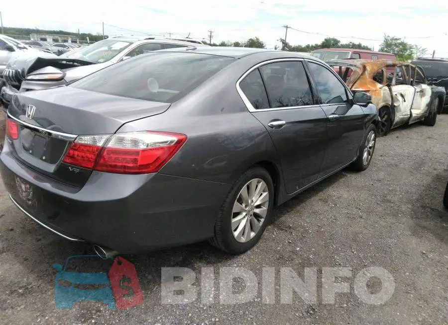 1HGCR3F83DA027048 Photo# 4