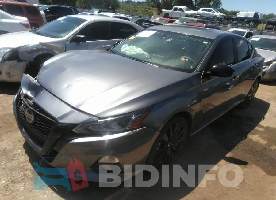 1N4BL4CV1NN419232 Photo# 2