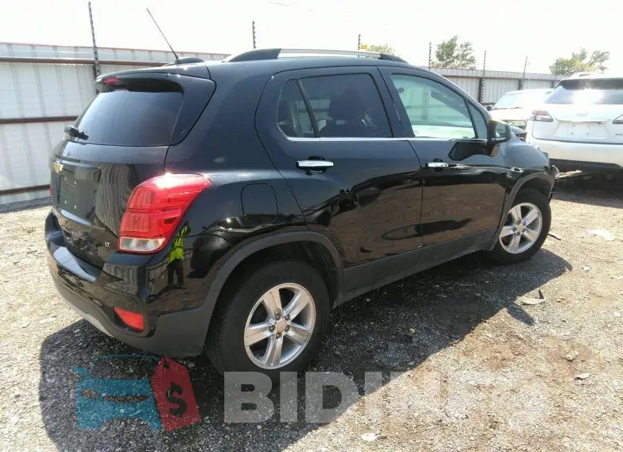 3GNCJLSB5HL226227 Photo# 4