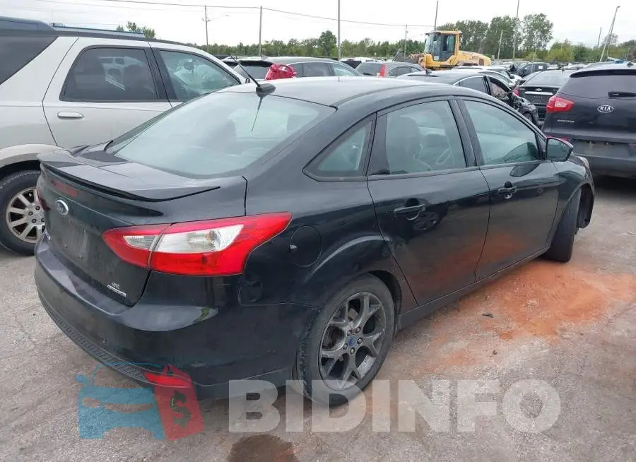 1FADP3F25EL142668 Photo# 4