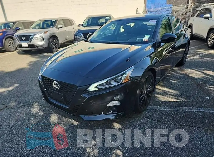 1N4BL4CV3NN351144 Photo# 2