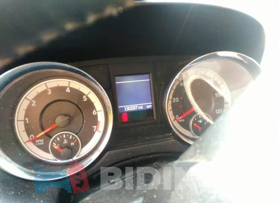 2C4RDGCG7DR655796 Photo# 7