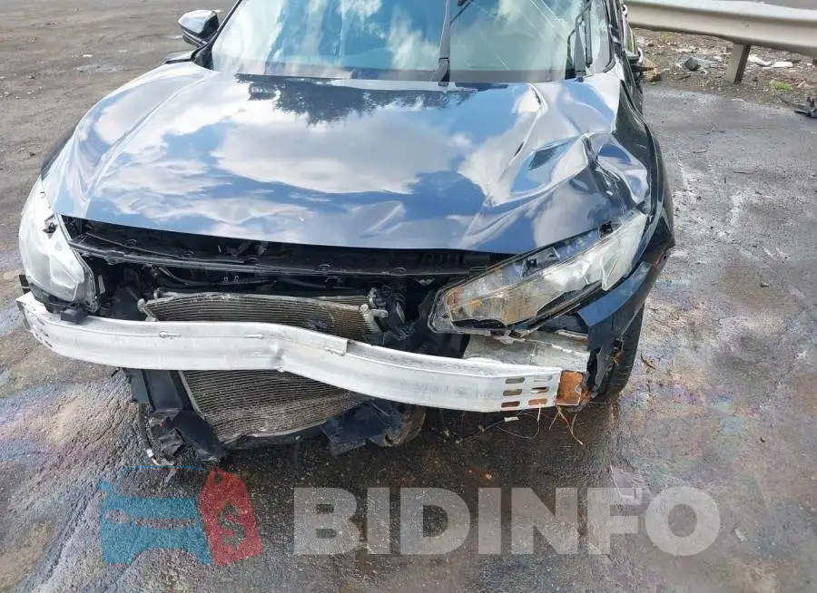 19XFC2F71HE002716 Photo# 6