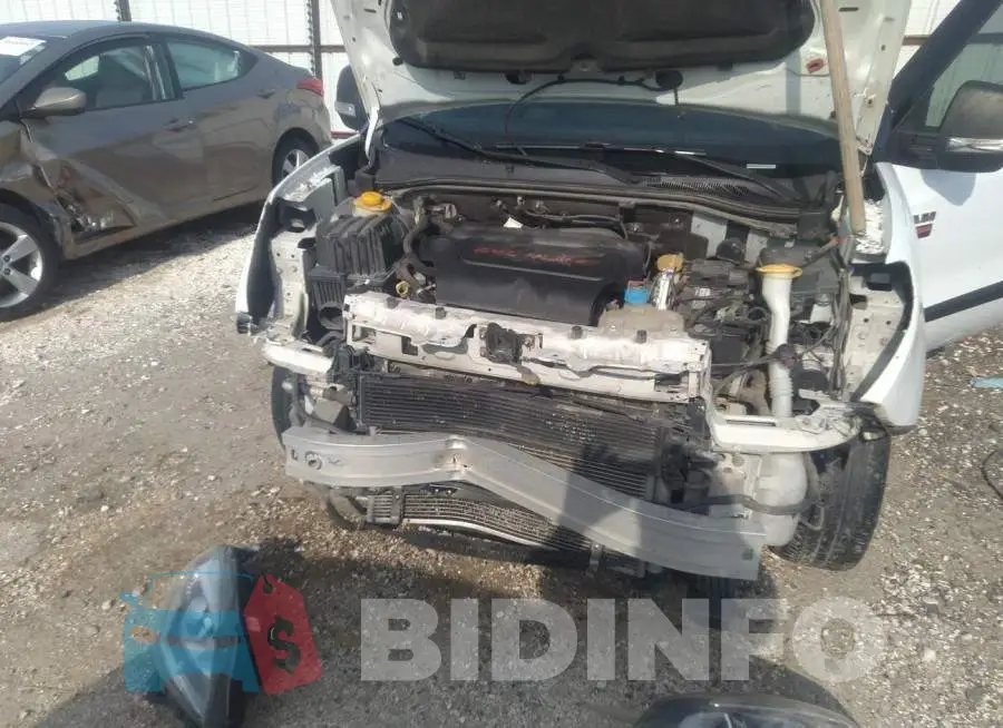 ZFBERFAT8G6B20519 Photo# 6
