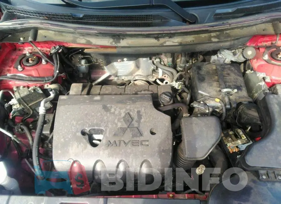 JA4AD3A33JZ036193 Photo# 10