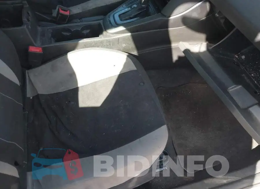 1FADP3F28GL290381 Photo# 5