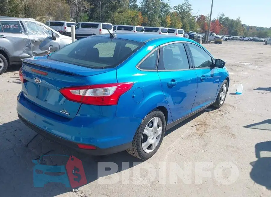 1FADP3F29EL141328 Photo# 4