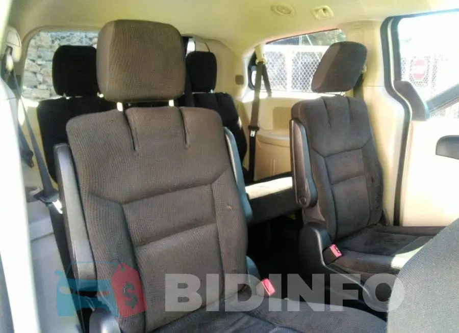 2C4RDGBG9KR805227 Photo# 8