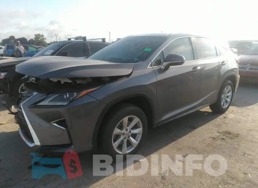 2T2ZZMCA8GC020162 Photo# 2