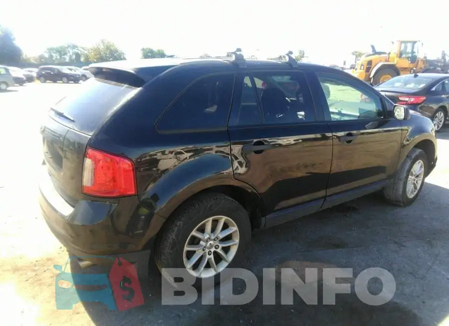 2FMDK3GC2DBB37843 Photo# 4